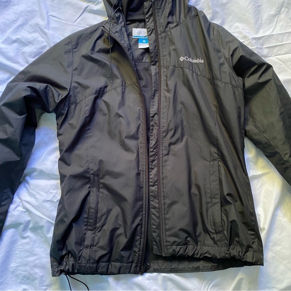Columbia Windbreaker - Picture 1 of 3